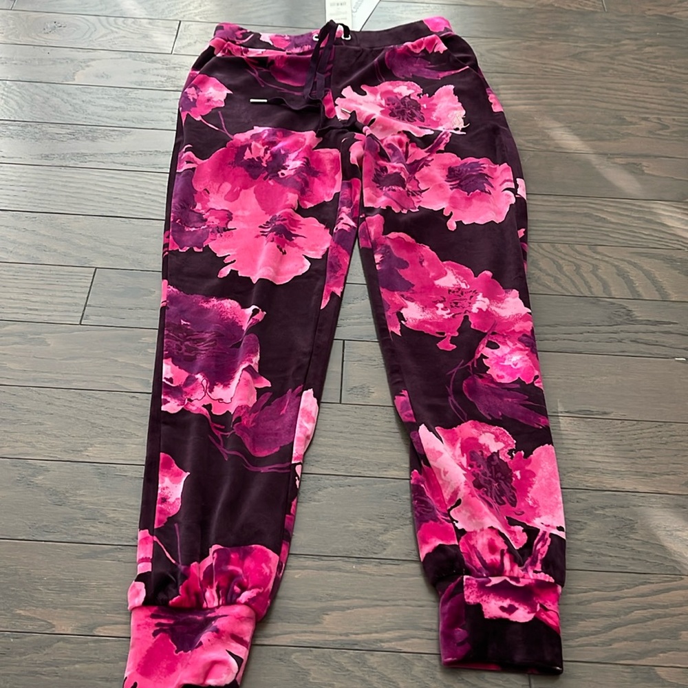 NWT juicy couture watercolor blooms velvet sweatpants